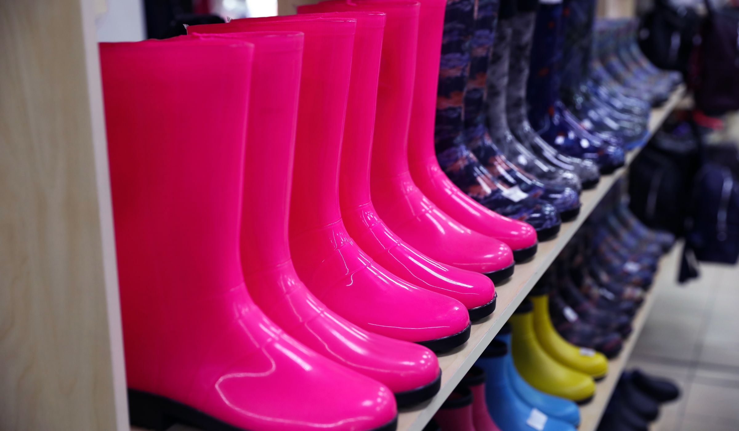 gum boot and rain boot manufacturing